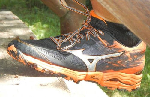 mizuno wave kazan 2 2015