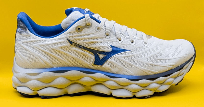 Mizuno Wave Sky 8