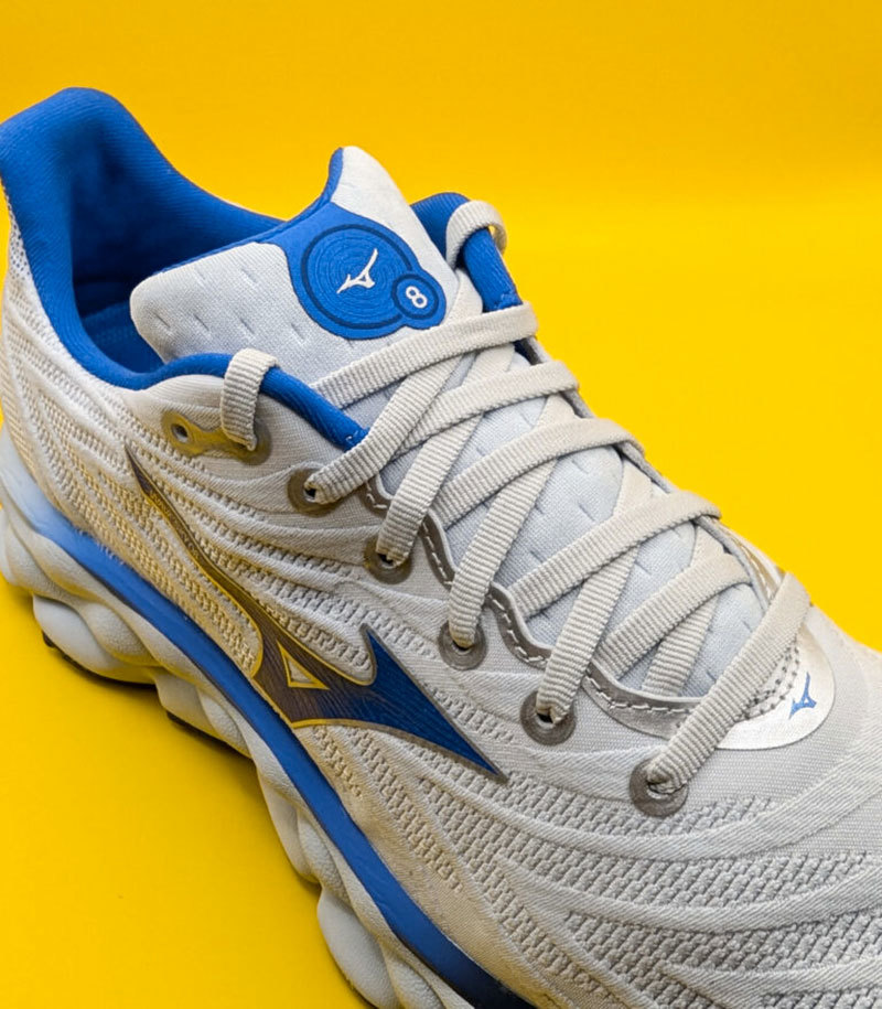 Mizuno Wave Sky 8